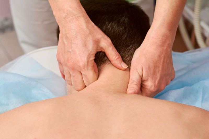 How to do neck massage?